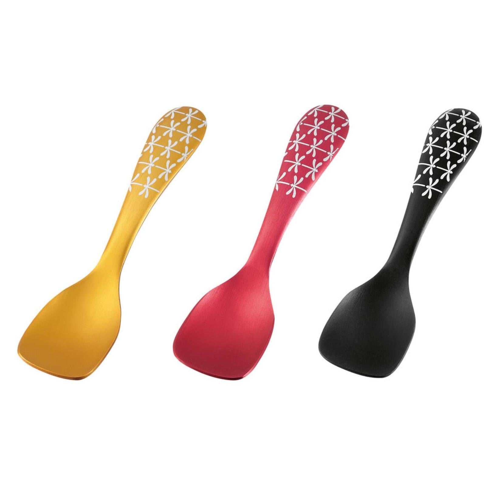 Katariki 3-piece set of silver aluminum ice cream spoons with engraved dragonfly designs