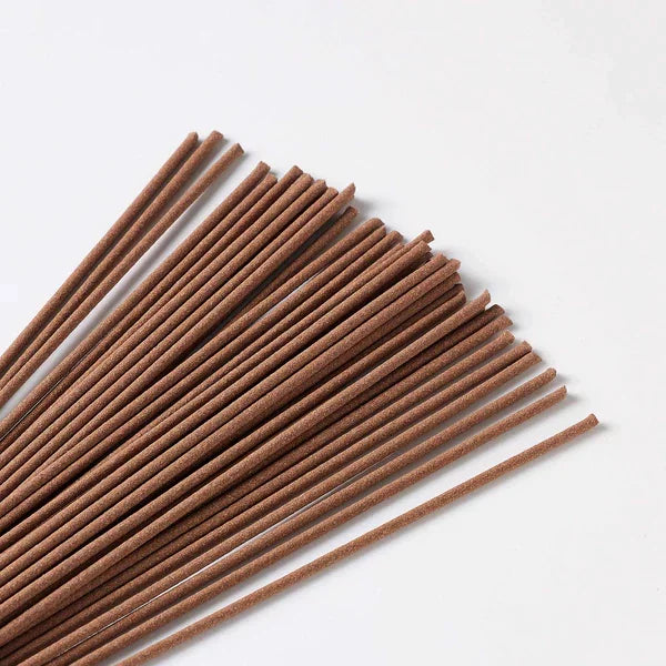 Kousaido Premium Agarwood Oud Incense Sticks with Aluminum Holder