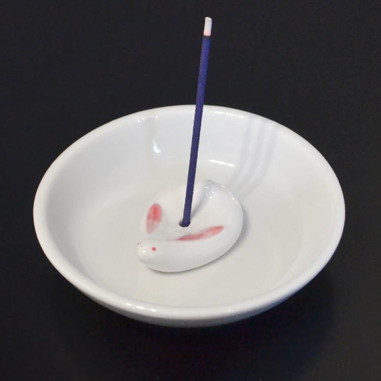 Kousaido Rabbit-Shaped Ceramic Incense Burner with Ash Plate