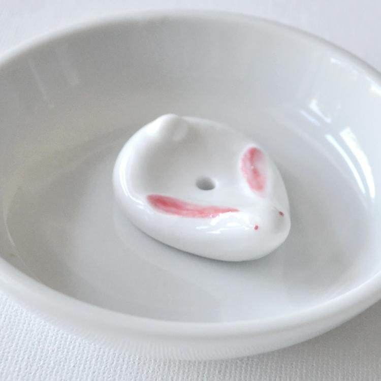 Kousaido Rabbit-Shaped Ceramic Incense Burner with Ash Plate
