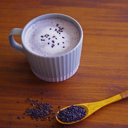 Kuki Japanese Black Sesame Latte Powder – 150g Wholesome Instant Drink