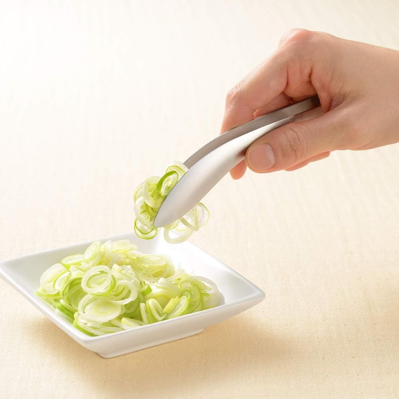 Leye Narrow Fingertip Tongs for Toppings & Garnishes