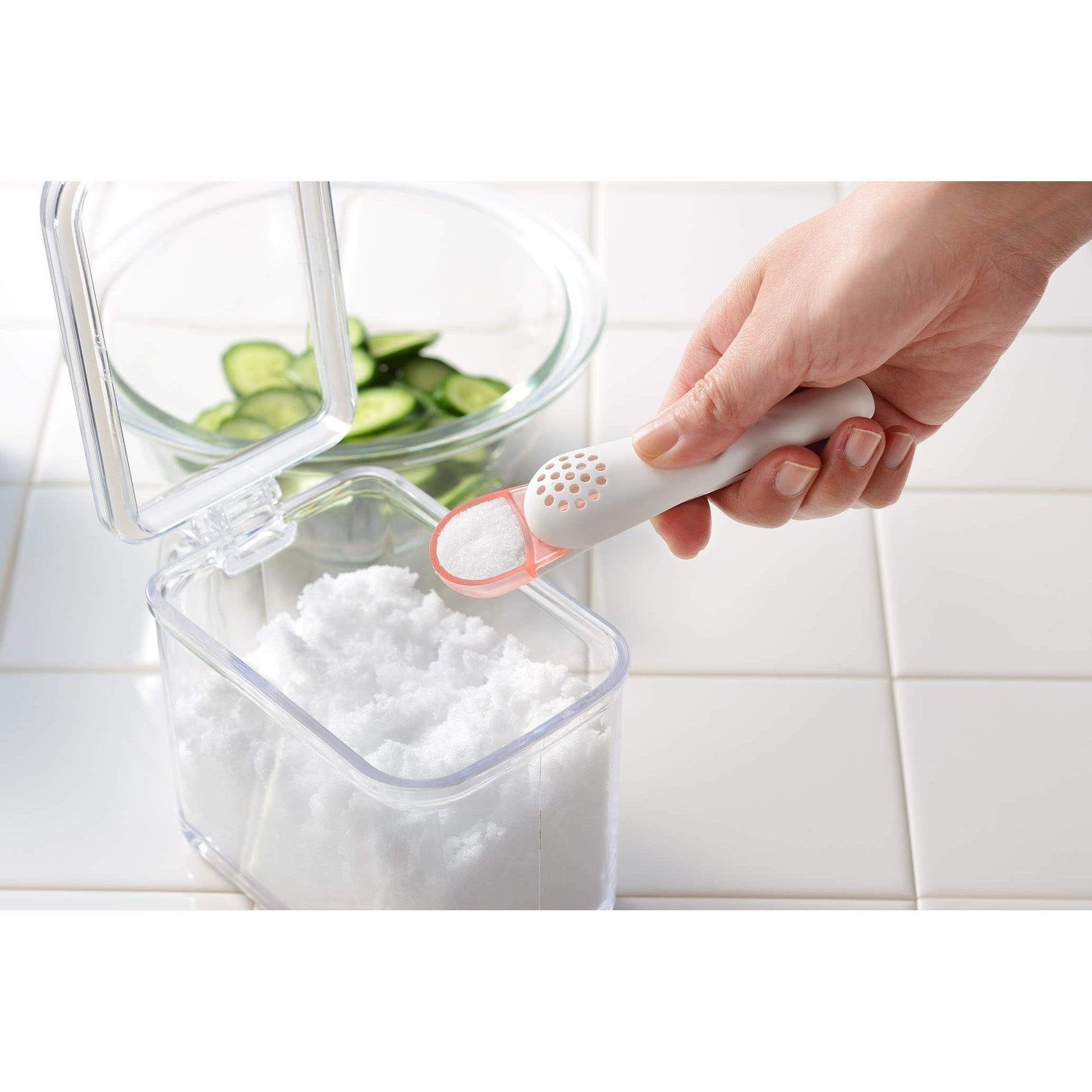 Leye 1‑Teaspoon Salt Shaker Measuring Spoon with Sieve