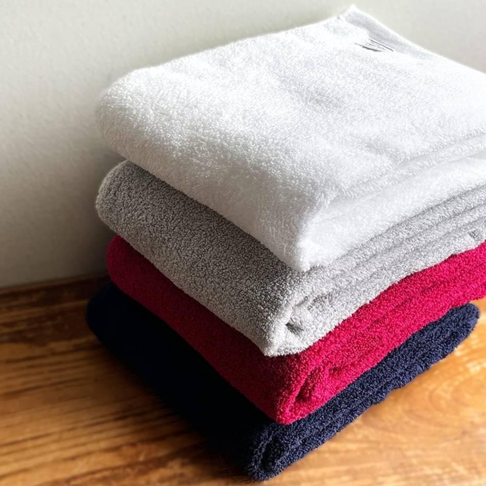 Oboro Lightweight Fluffy Bath Towel 60×120 cm Ultra‑Soft Highly Absorbent