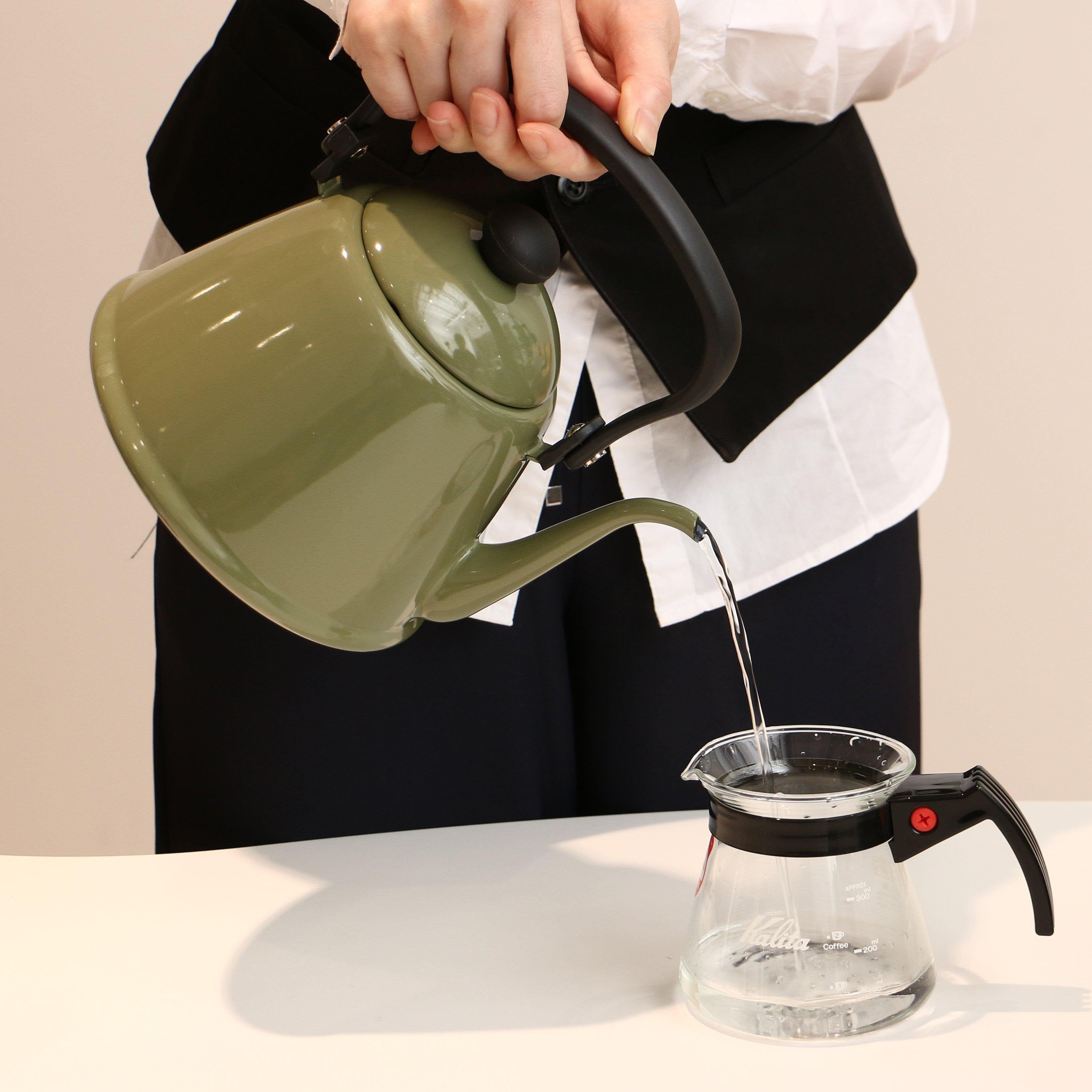 Noda Horo Olive Enamel Gooseneck Drip Kettle – 2L Capacity