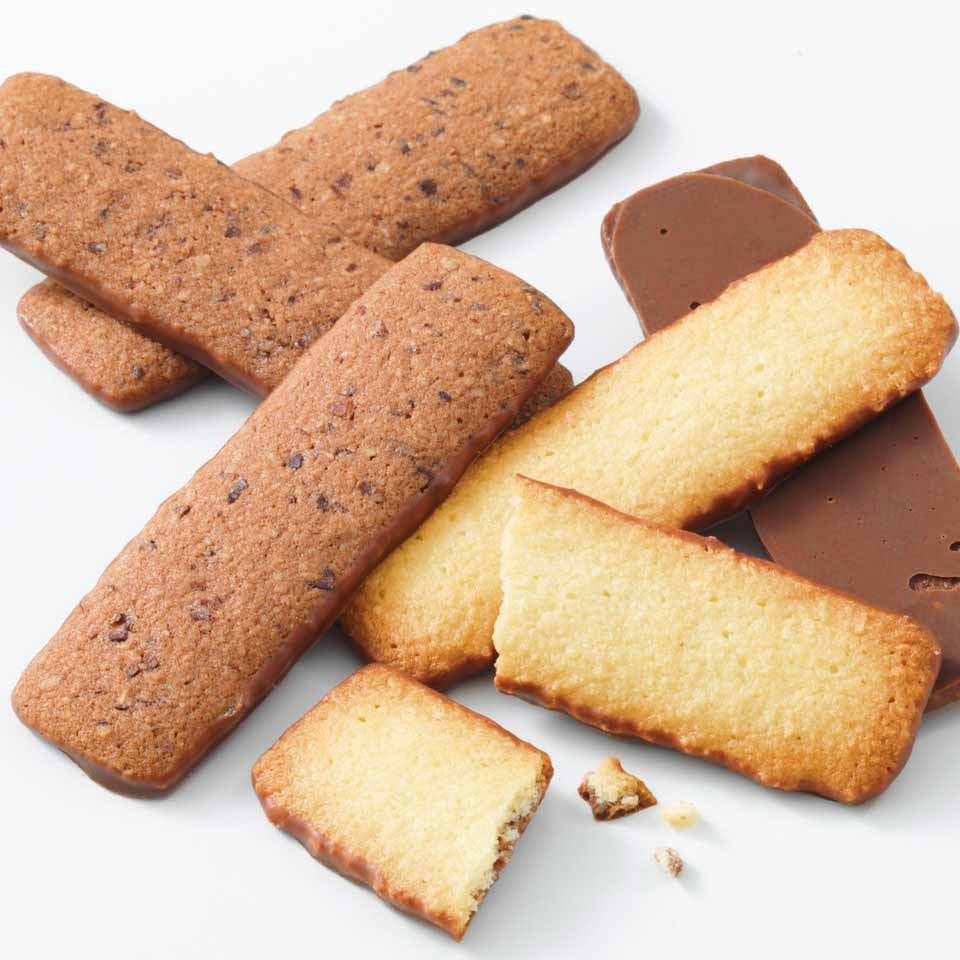 Royce Baton Coconut & Hazelnut Cacao Cookies – 50 Premium Japanese Treats