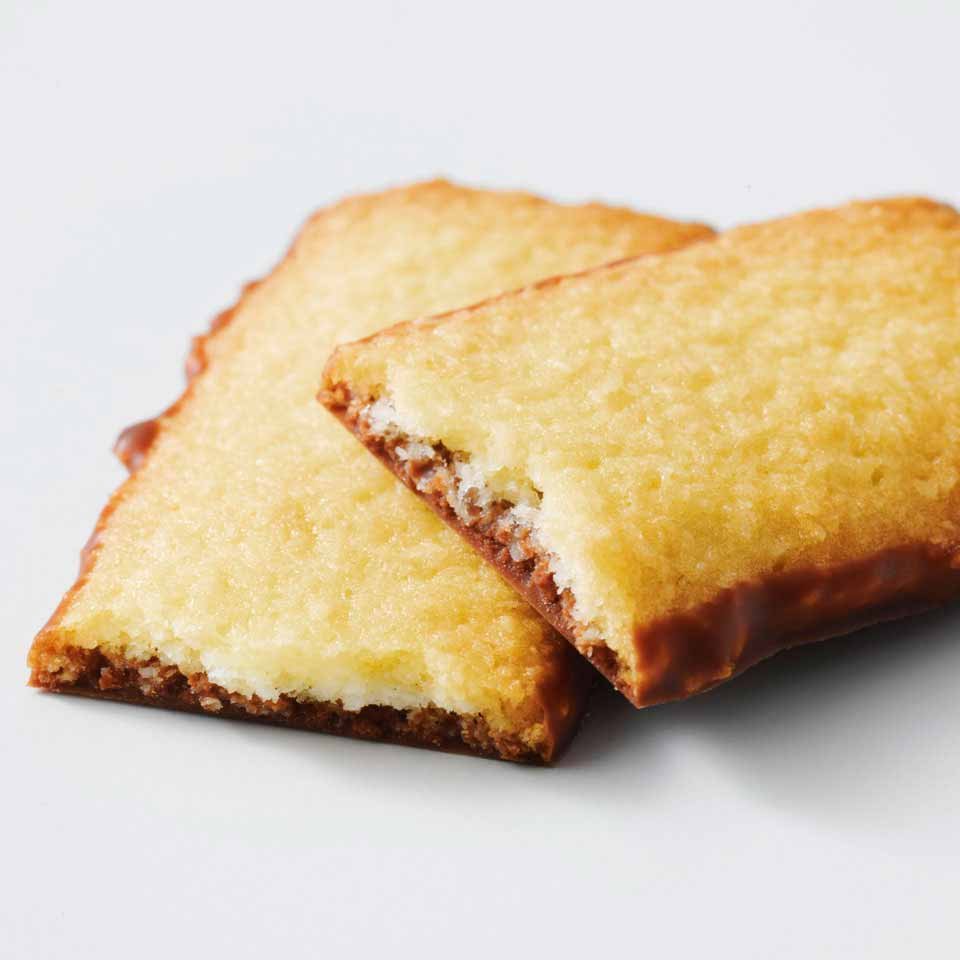 Royce Baton Coconut & Hazelnut Cacao Cookies – 50 Premium Japanese Treats