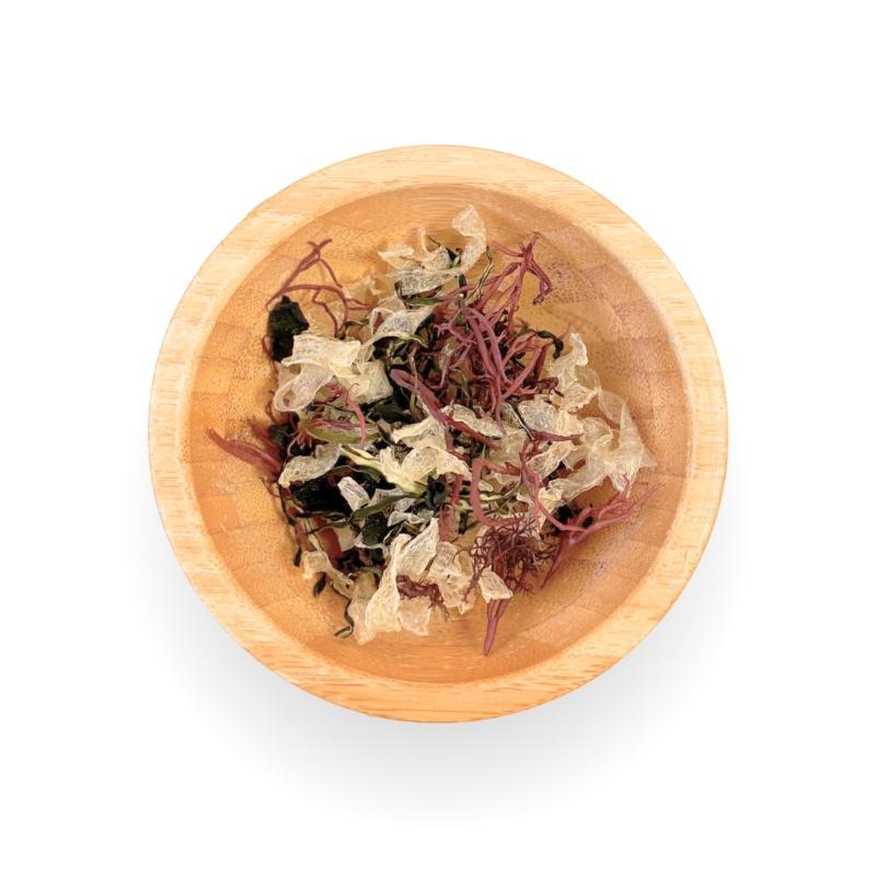 Premium Japanese Dried Seaweed Salad Mix with Konjac 50g