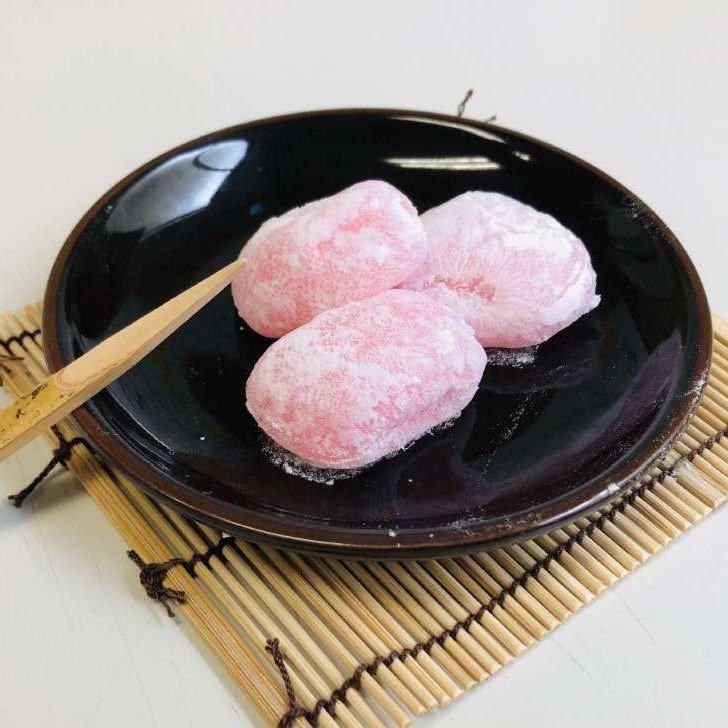 Seiki Bite‑Sized Daifuku Mochi Snack Amaou Strawberry Flavor 130g