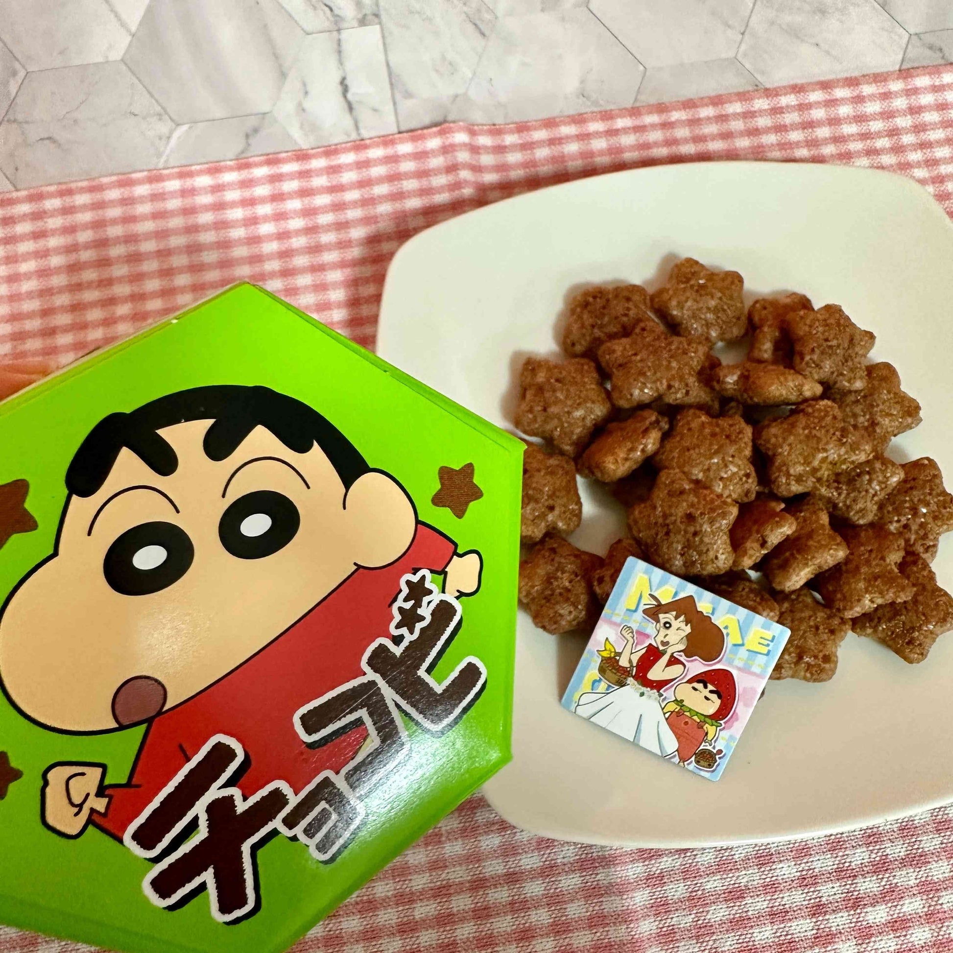 Tohato Chocobi Star Shaped Chocolate Corn Puff Snack with Shin-Chan Sticker 25g (Pack of 3)