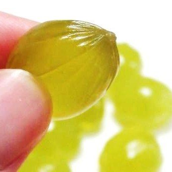 UHA Mikakuto Kororo White Muscat Grape Gummies 48g Candy