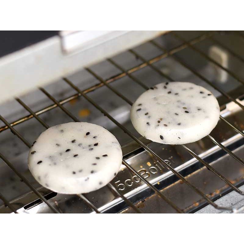 Usagimochi Black Sesame Azuki Mochi Snack 90g Authentic Japanese