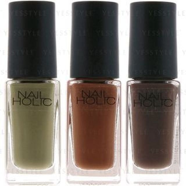 Kose Nail Holic Earth Color nail polish collection featuring a variety of earth-toned shades.