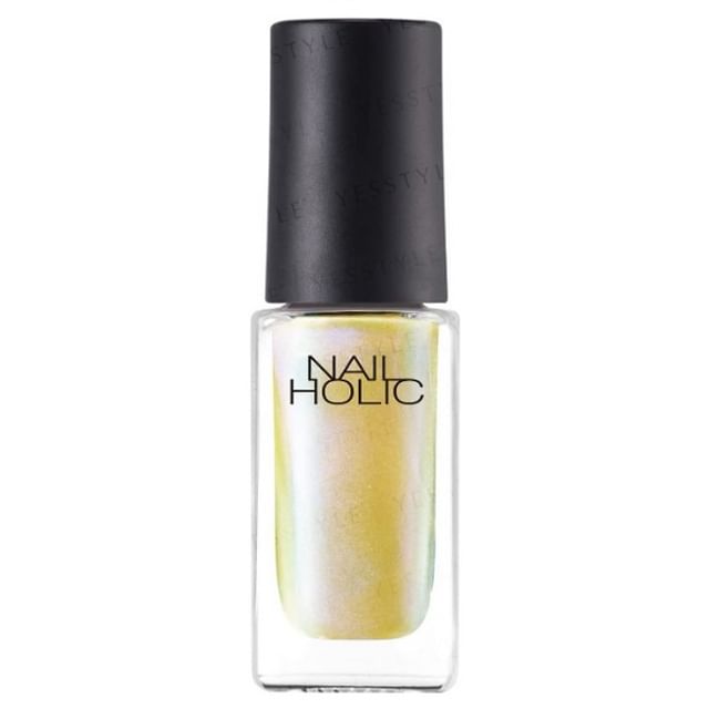 Kose Nail Holic Shell Pearls Color YE570 - Iridescent yellow nail polish with a shell-inspired pearlescent finish.