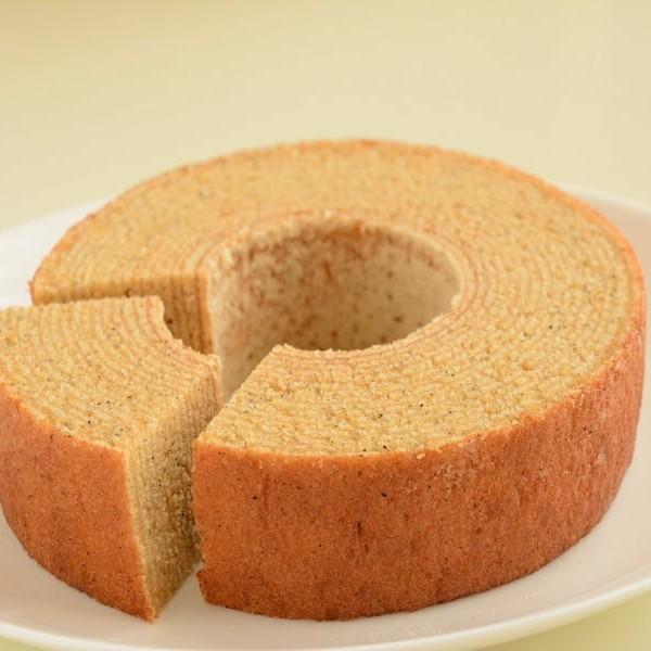 Yanagawa Handmade Kuromame Kinako Baumkuchen Cake – Premium Japanese Rice Flour