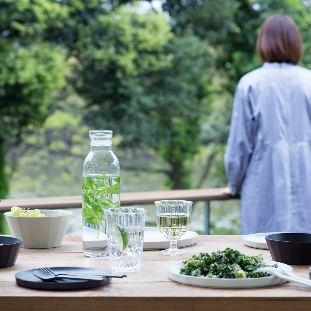 KINTO ALFRESCO Melamine Resin Bowl 160 mm, ALFRESCO Melamine Resin Bowl 160 mm in Beige or Black Holding 880 mL, Dishwasher safe, Made in China, 16 x 16 x 7.5 cm and 200 g, Beige or Black