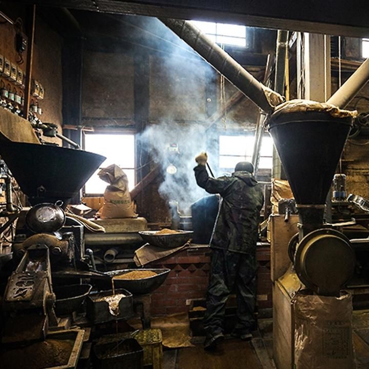 Horiuchi oil workshop