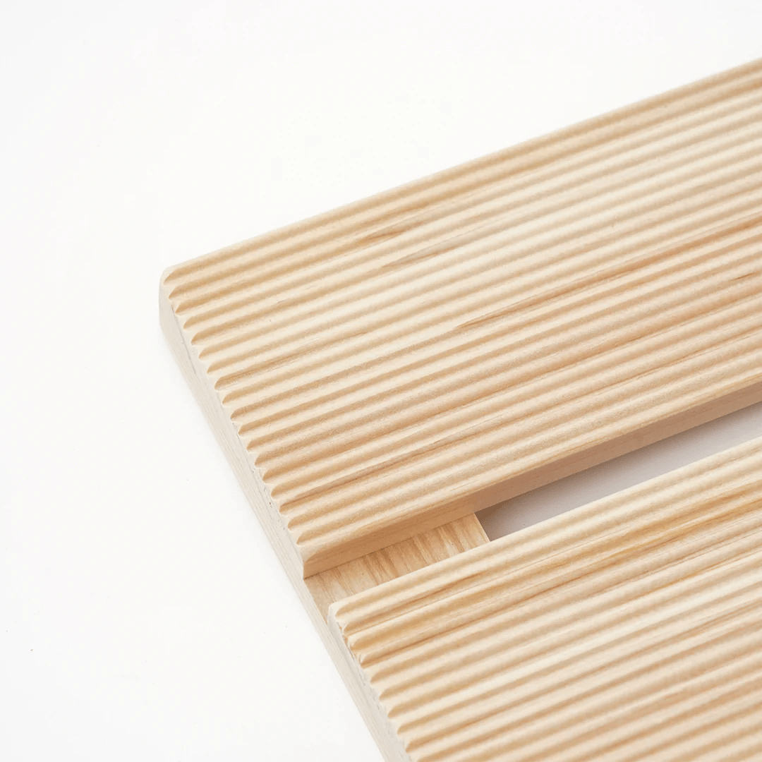 Tosaryu Shimanto Hinoki Bath Mat - Natural Japanese Cypress, Antibacterial, Quick-Dry Slatted Design, 35 x 45 cm