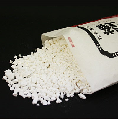 Gishi shiratamako granules beside the opened bag