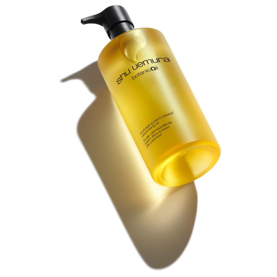 Shu Uemura botanical cleansing oil 450ml — cleansing texture