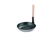 Akagawa coated stainless single-serve pan 18cm — angled view