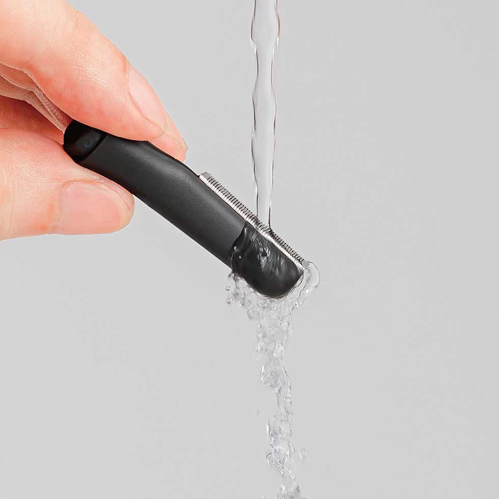 Koizumi KMC-0651 Face and Brow Shaver, Battery-Powered 2-Way Pen Shaver with Washable Attachments, Brow Comb and Cap, AAA Battery Not Included, Grey