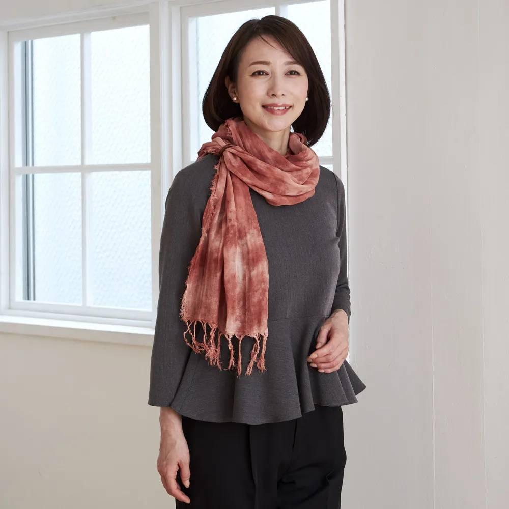 Orim hand-dyed red cotton scarf — deep red color detail
